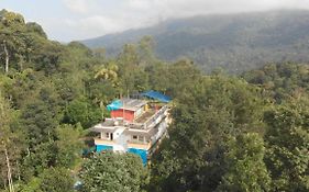 Lost Hostel Munnar